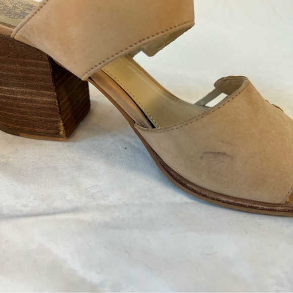 Vince Camuto Karmelo Elegant Tan Suede Heeled Sandal - Picture 5 of 10